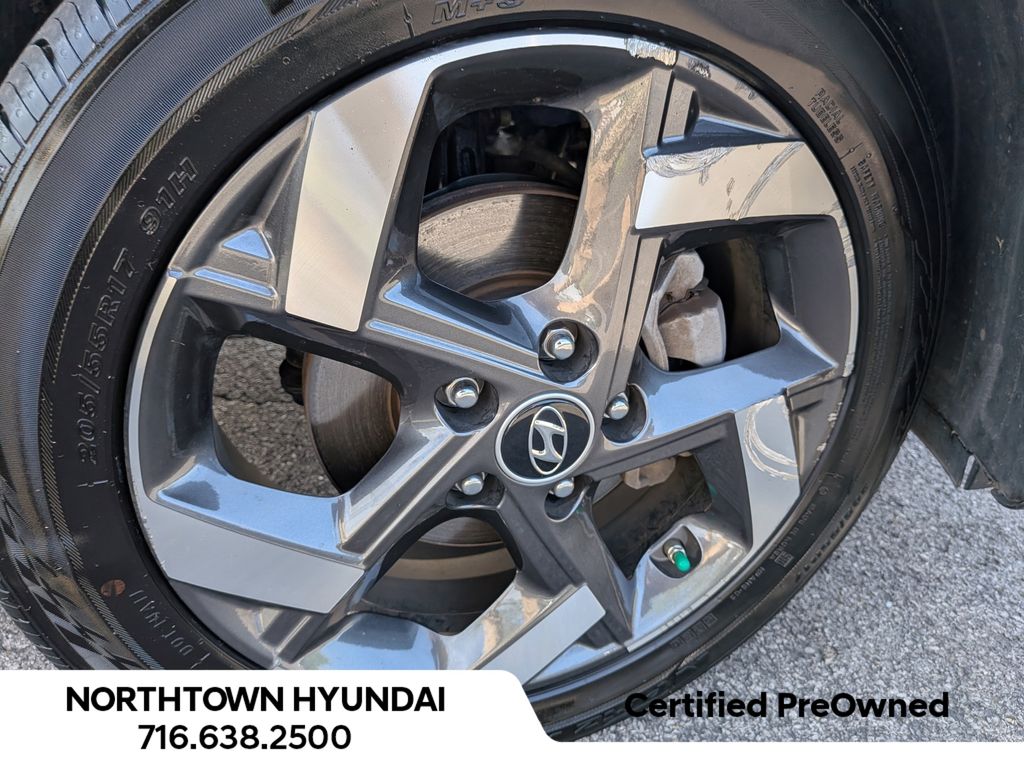 2025 Hyundai Venue Limited - Photo 45