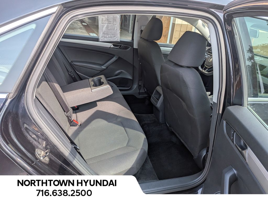 2017 Volkswagen Passat S - Photo 28