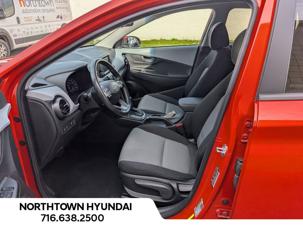 2020 Hyundai Kona SEL - Photo 9