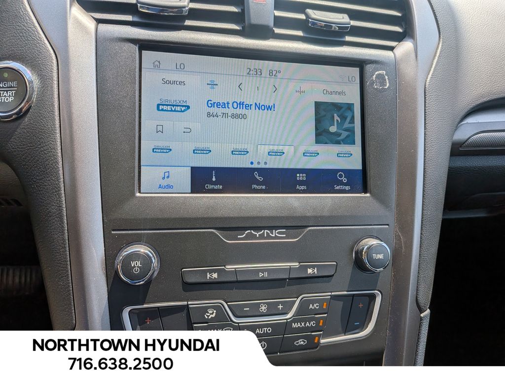 2020 Ford Fusion SE - Photo 23