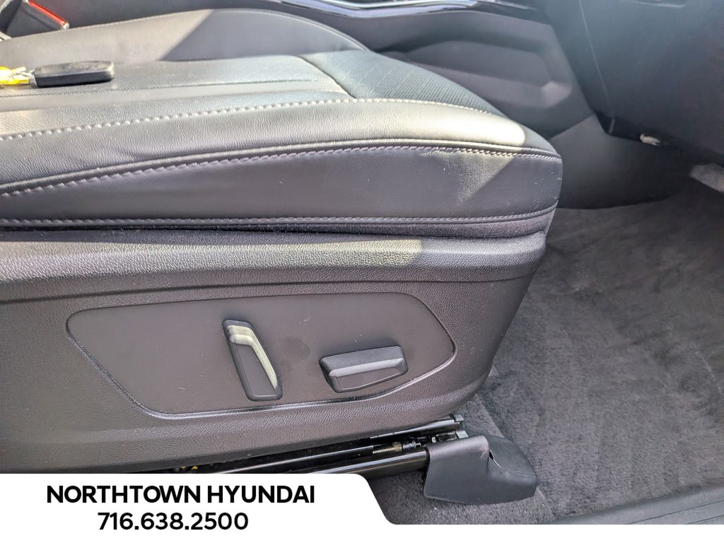 2023 Kia Sorento SX - Photo 40