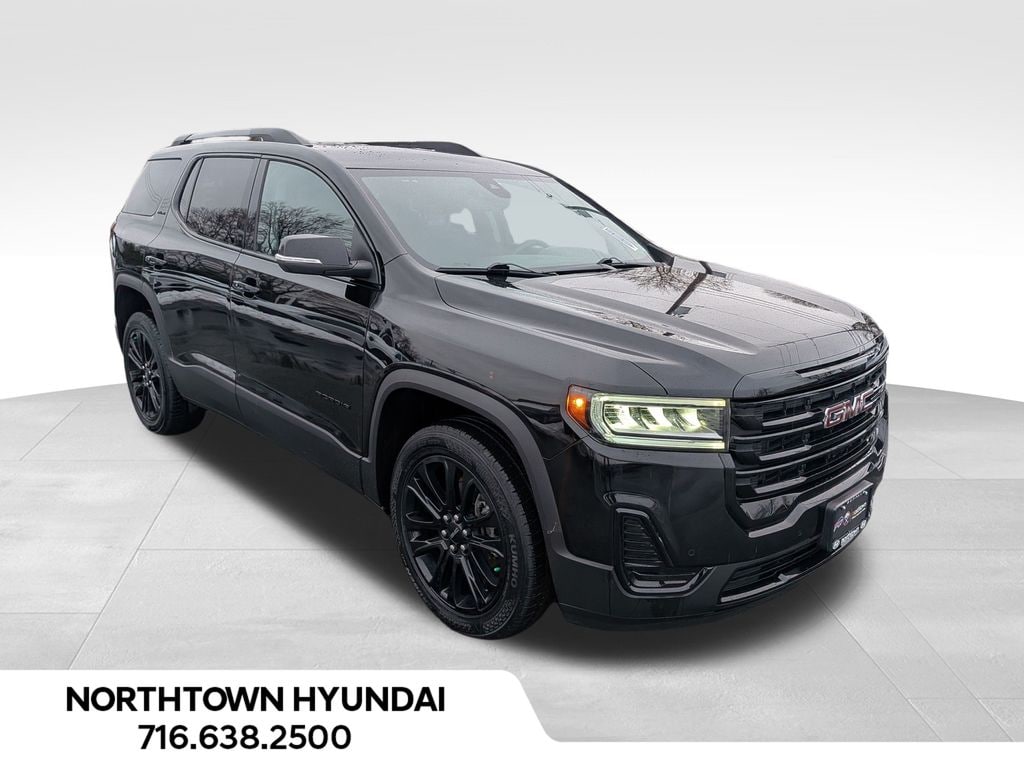 2023 GMC Acadia SLE's photo