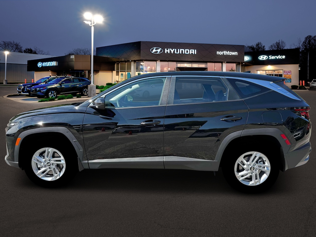 New 2026 Hyundai Tucson SE AWD SUV