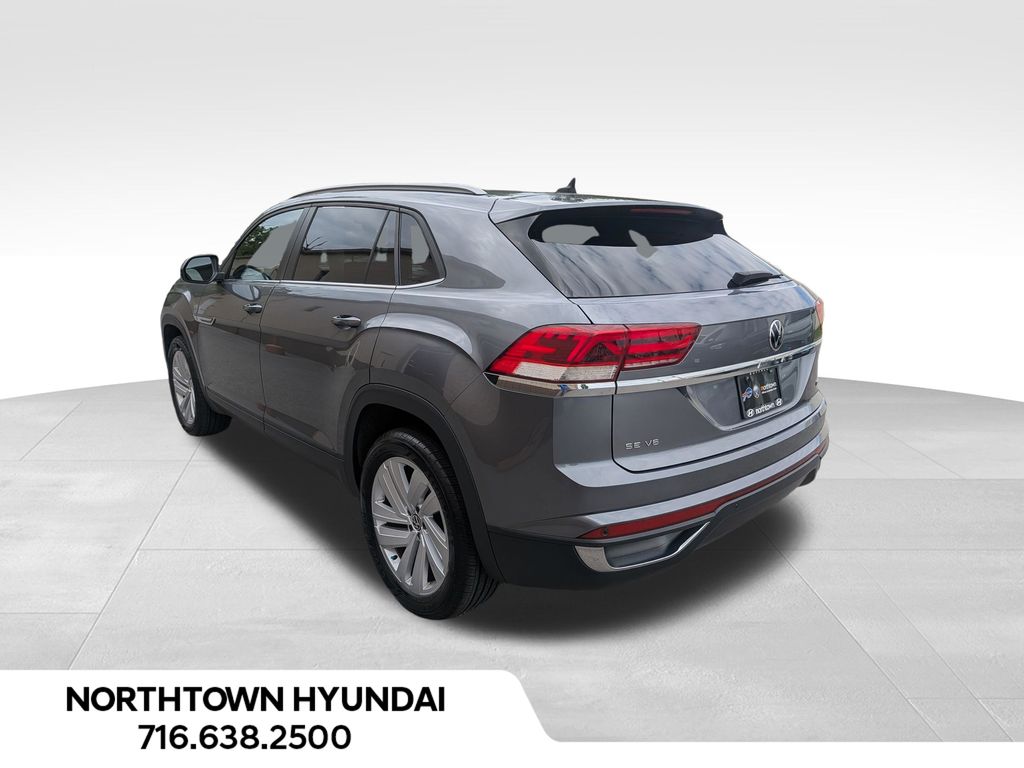 2020 Volkswagen Atlas Cross Sport SE w/Tech - Photo 3