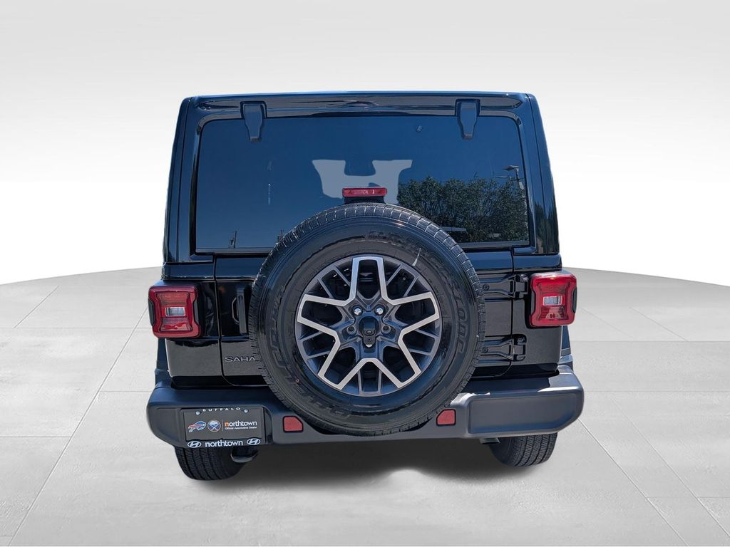 2026 Jeep Wrangler 4-Door Sahara - Photo 14