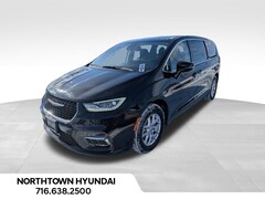 2024 Chrysler Pacifica Touring L Van Passenger Van