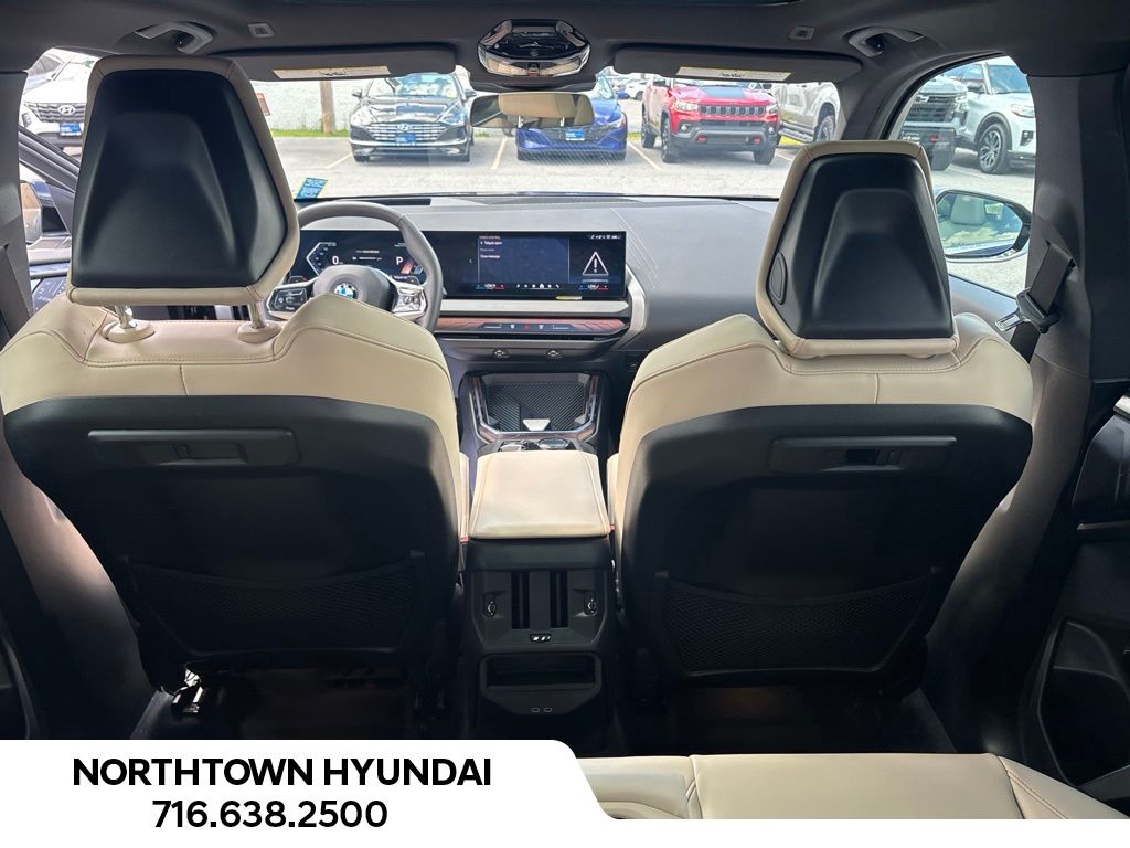 2026 BMW X3 30 - Photo 17