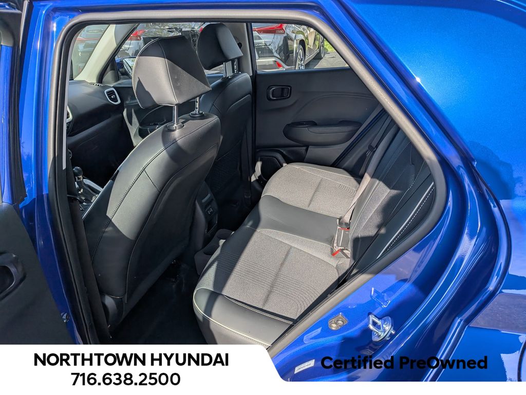2025 Hyundai Venue Limited - Photo 33
