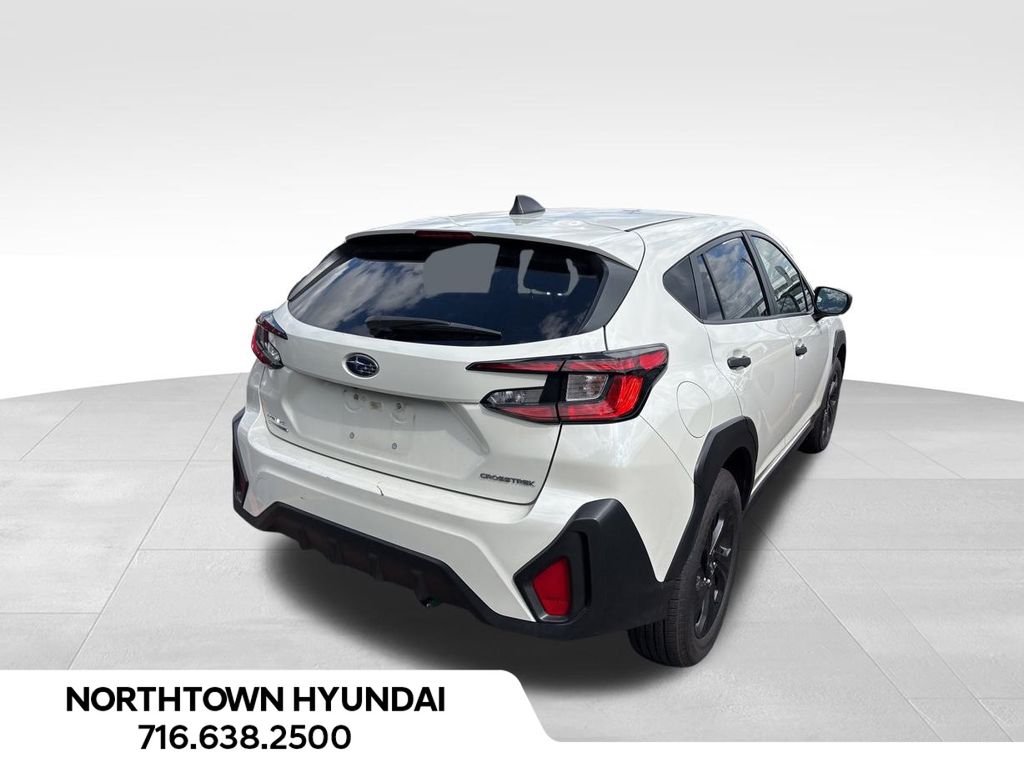 2024 Subaru Crosstrek Base photo 2