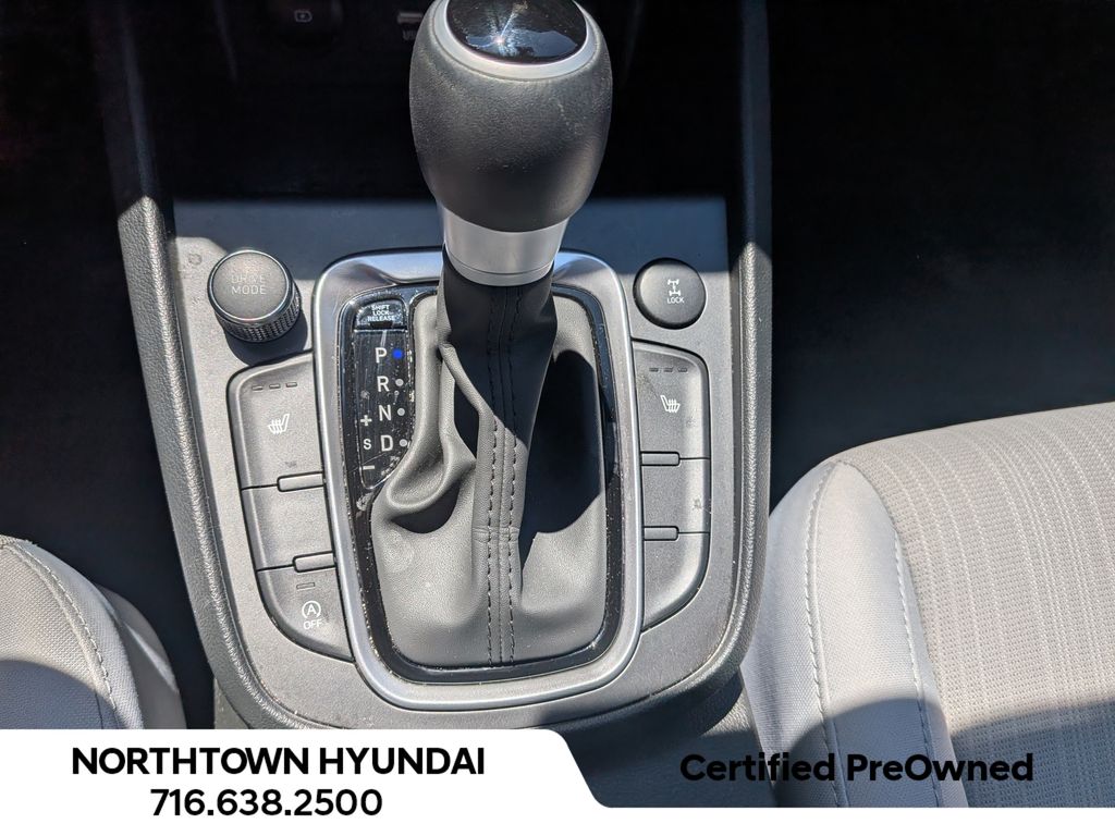 2023 Hyundai Kona SEL - Photo 17