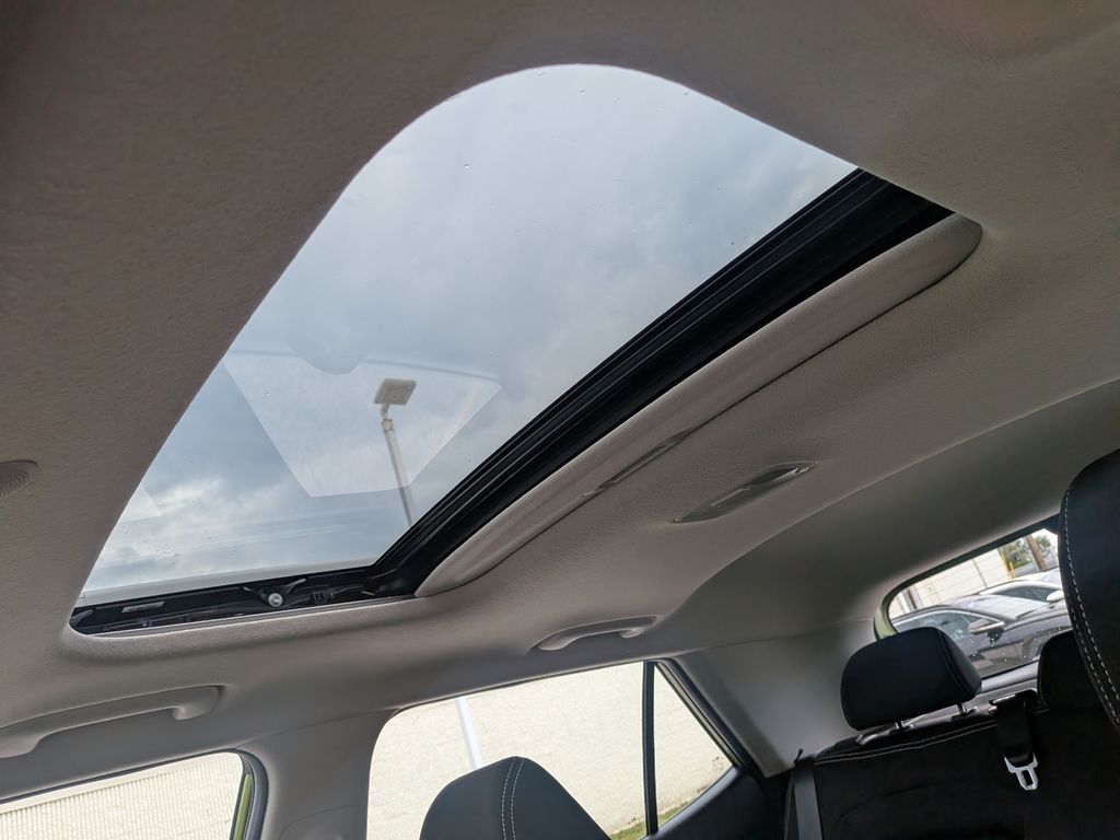 2023 Hyundai Venue SEL - Photo 10