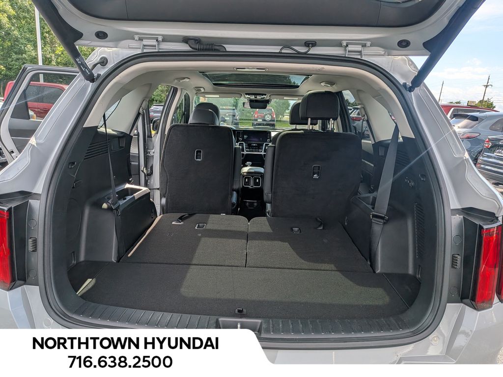 2023 Kia Sorento SX - Photo 35