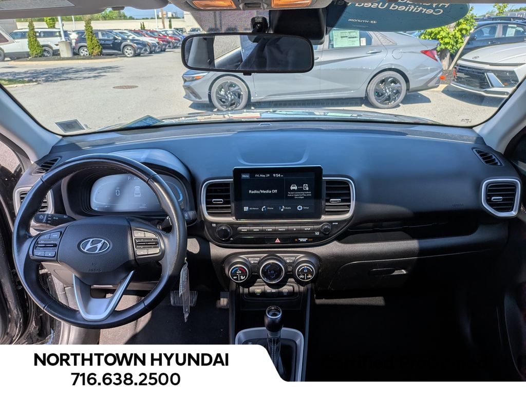 2023 Hyundai Venue SEL - Photo 7