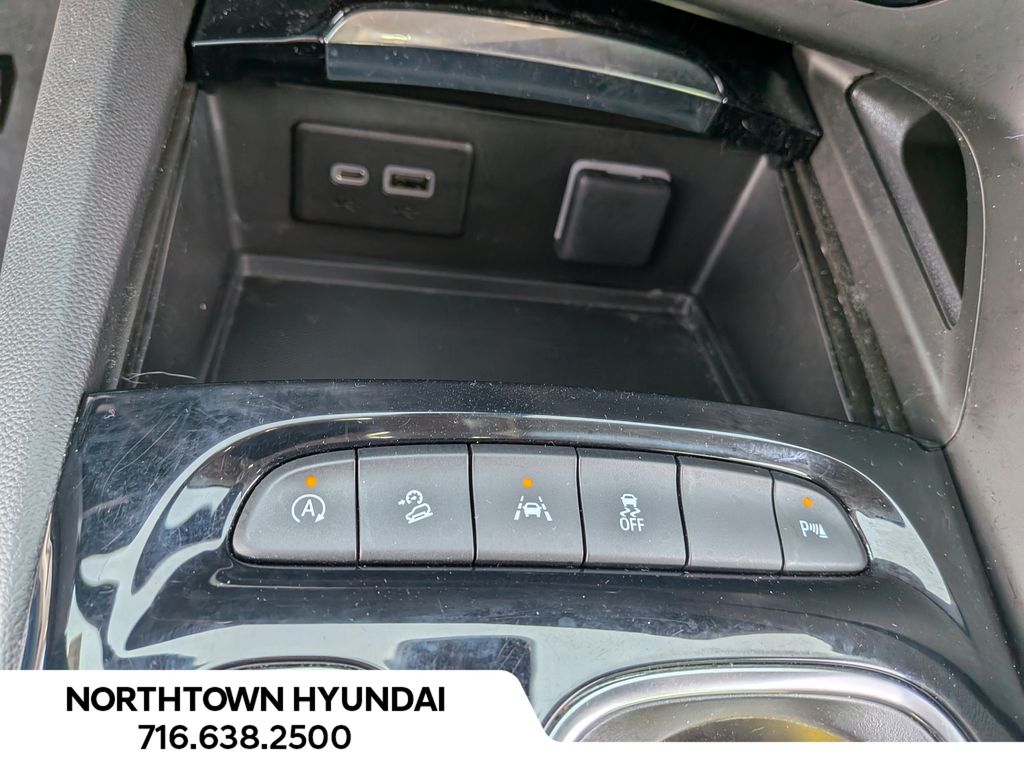2023 Buick Envision Essence - Photo 16