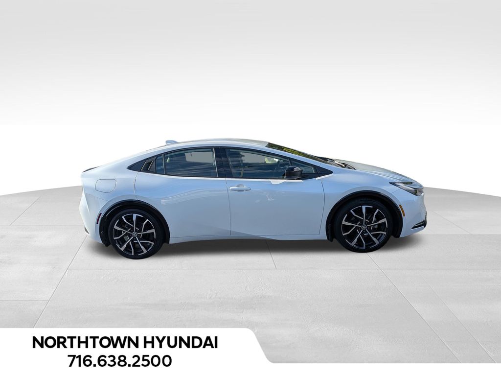 2024 Toyota Prius Prime XSE photo 2