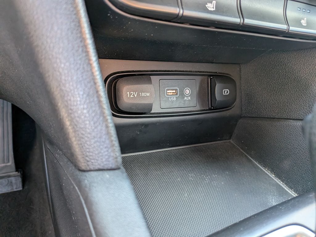2019 Hyundai Santa Fe SEL - Photo 16