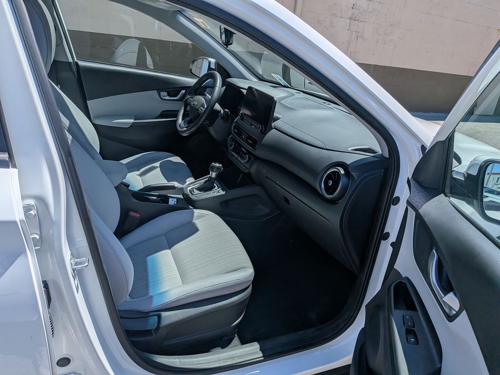 2023 Hyundai Kona SEL - Photo 38