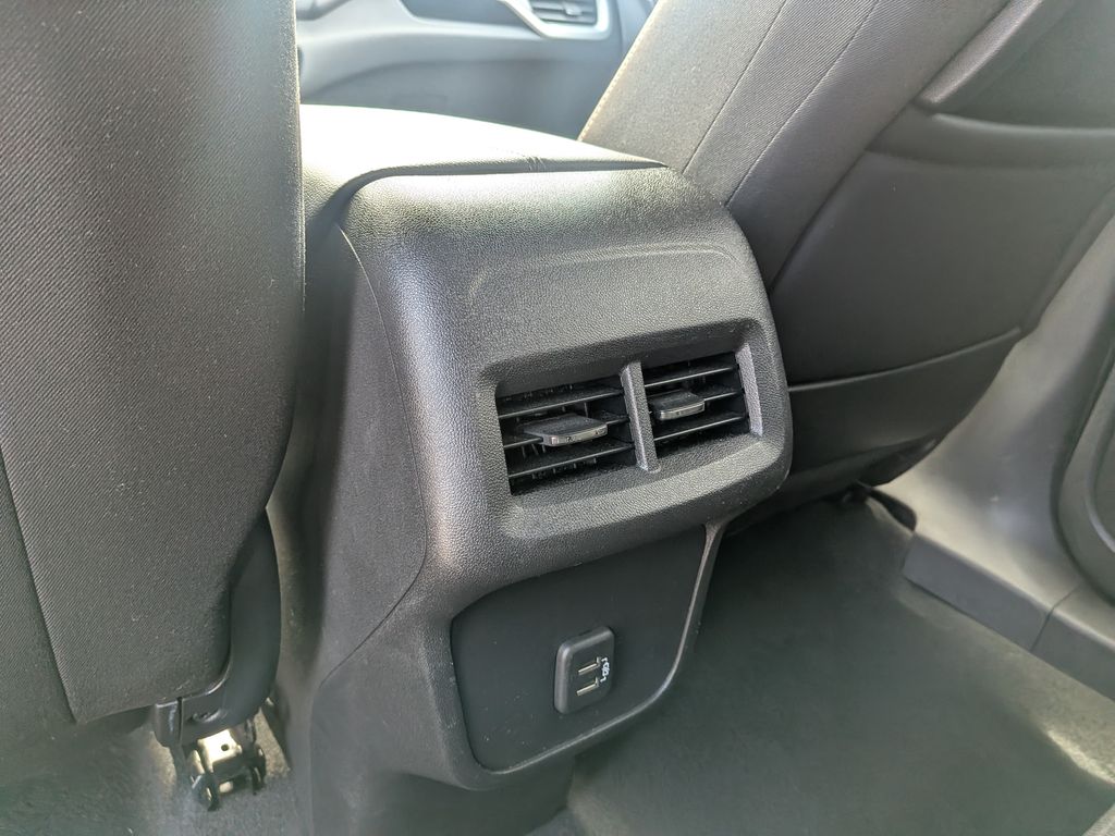 2023 GMC Terrain SLE - Photo 32