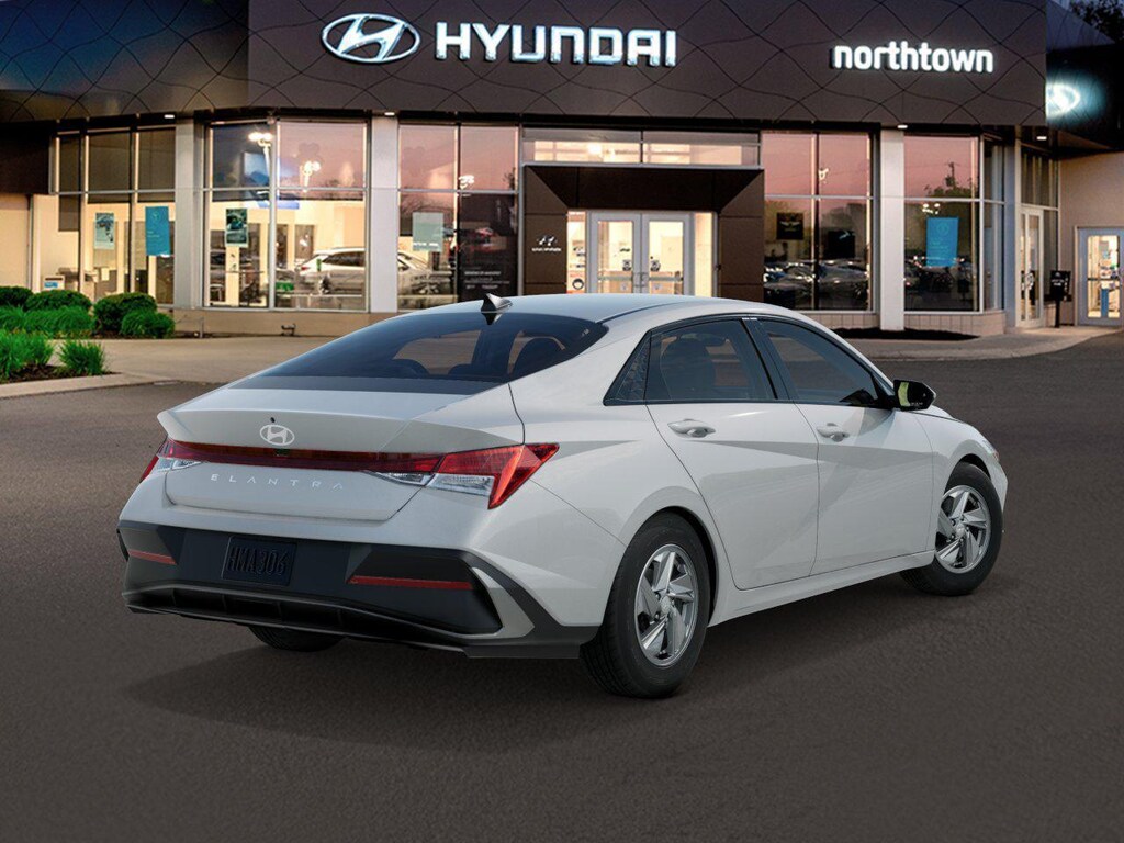 New 2026 Hyundai Elantra SE Sedan