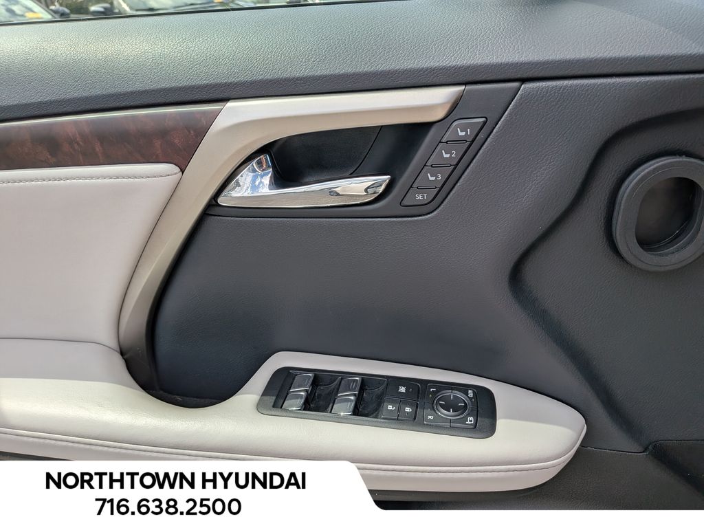 2020 Lexus RX 350 - Photo 32