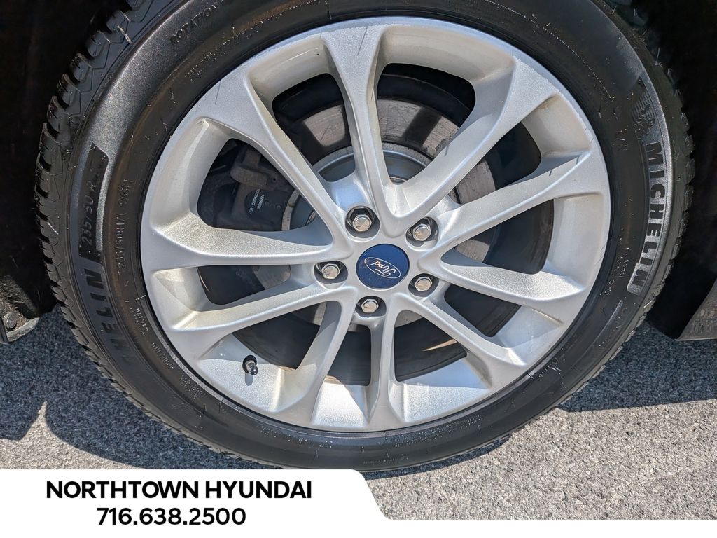 2020 Ford Fusion SE - Photo 43