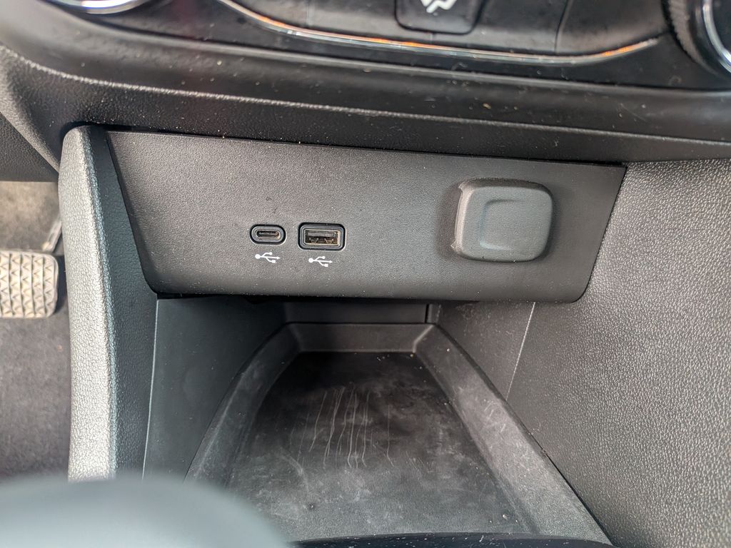 2024 Buick Encore GX Preferred - Photo 17
