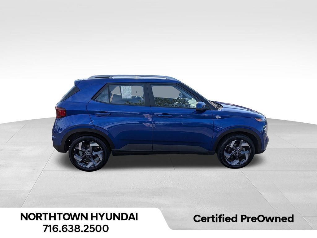 2025 Hyundai Venue Limited - Photo 13