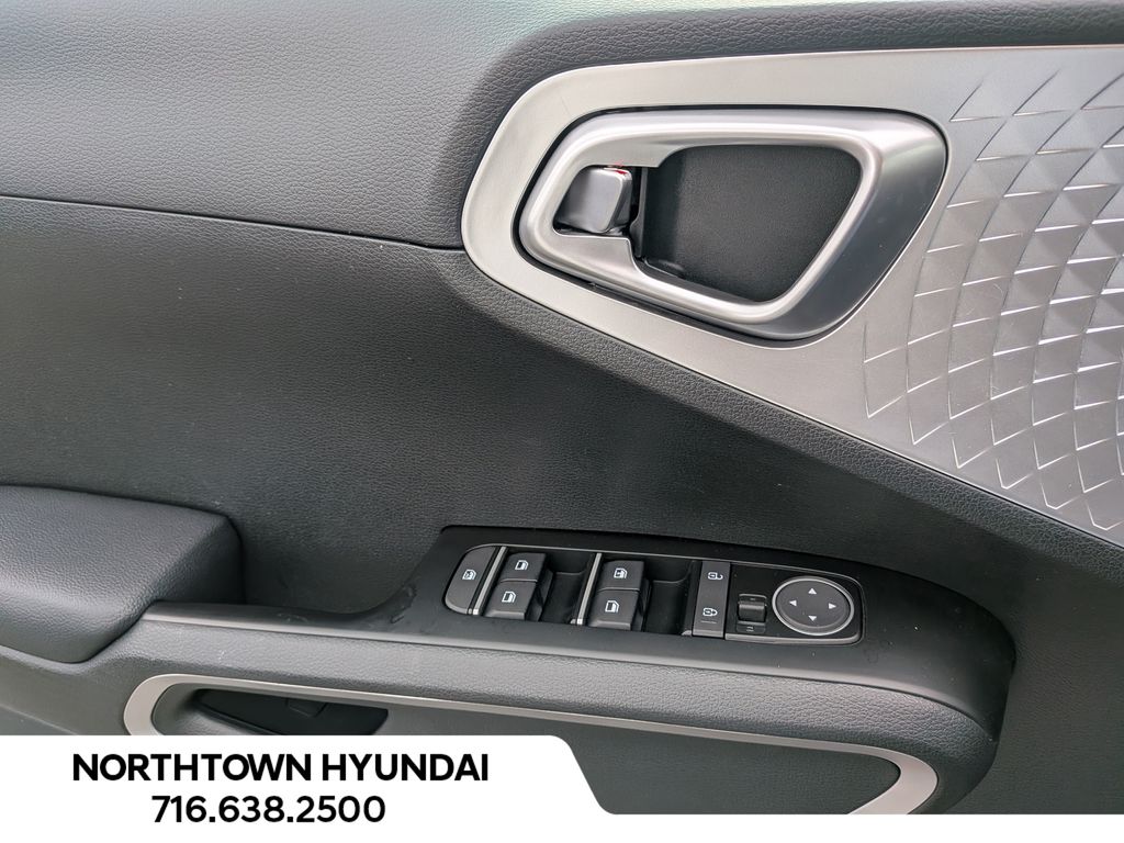 2023 Kia Soul LX - Photo 27