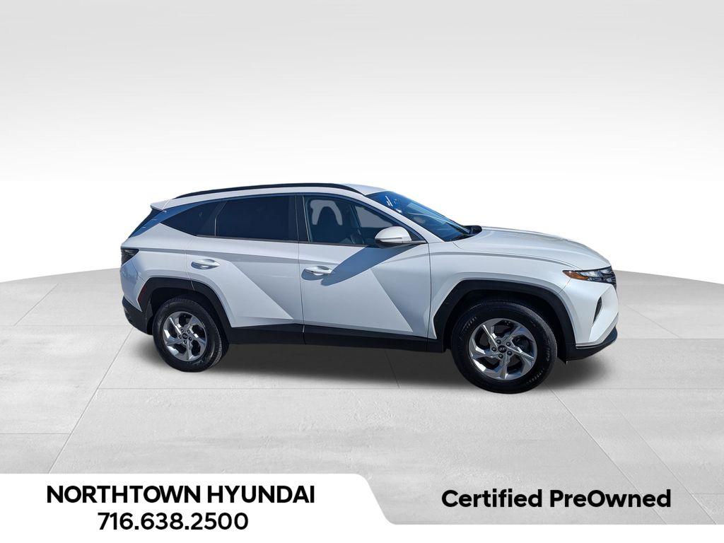 2022 Hyundai Tucson SEL photo 2