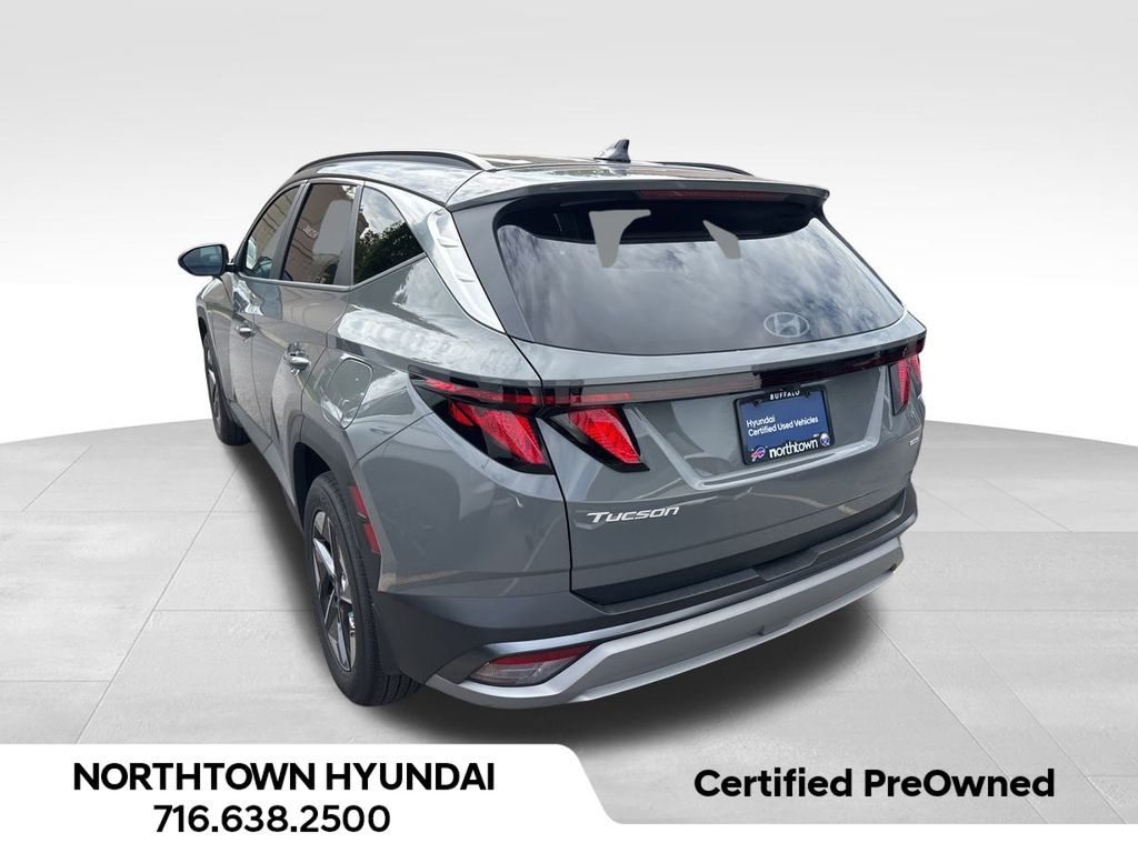 2025 Hyundai Tucson SEL photo 2