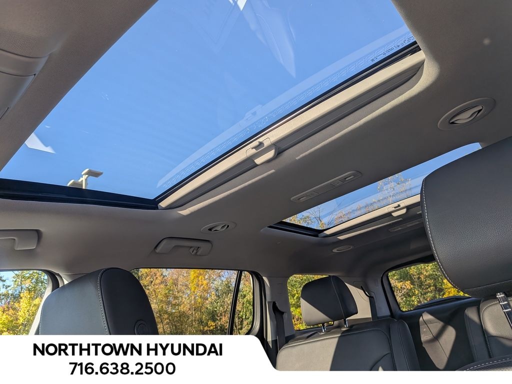 Used 2023 GMC Acadia SLT SUV