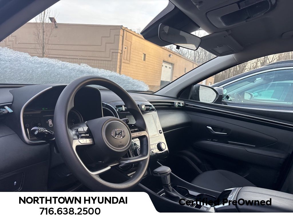 2024 Hyundai Tucson SE photo 2