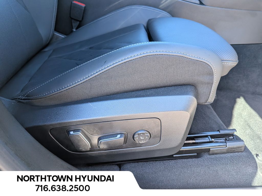 2026 BMW X3 30 - Photo 38