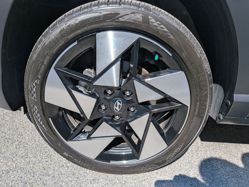 2024 Hyundai Kona Limited - Photo 44