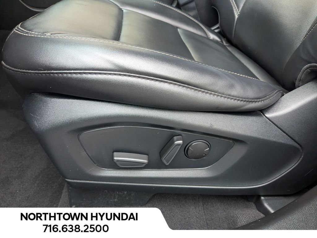 2023 Ford Explorer XLT - Photo 30
