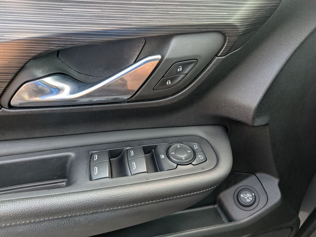 2023 GMC Terrain SLE - Photo 29