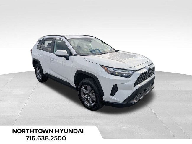 2025 Toyota RAV4 XLE SUV