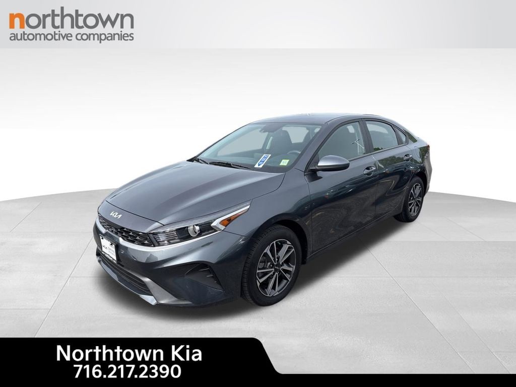 Used 2023 Kia Forte LXS Sedan