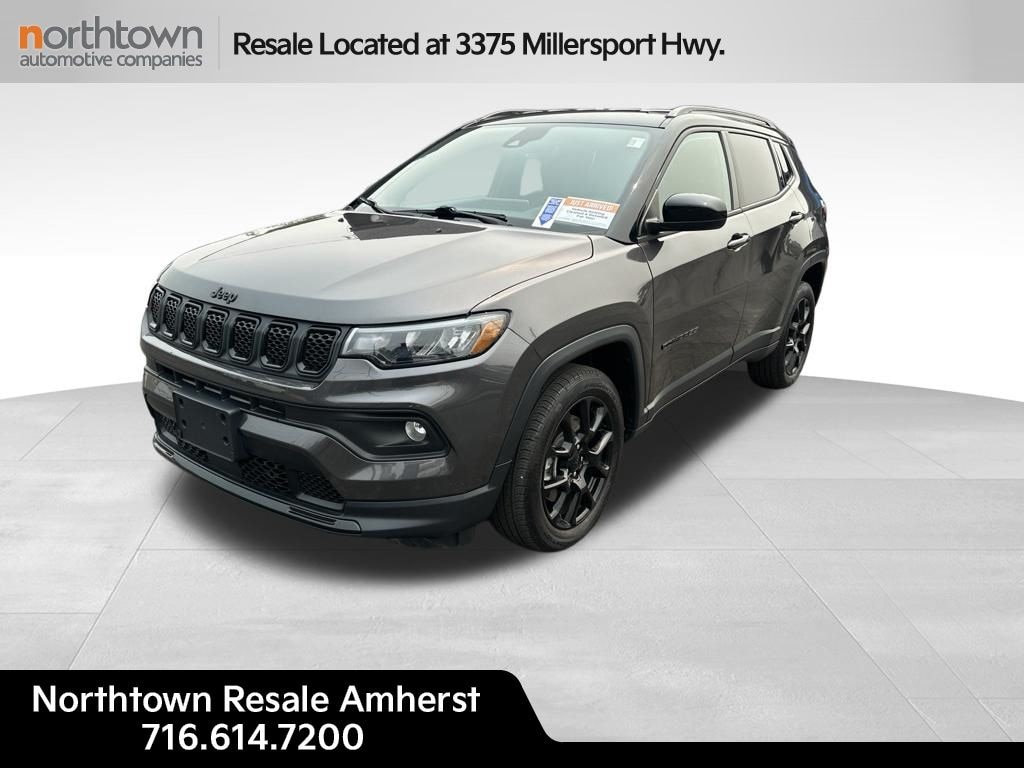 Used 2023 Jeep Compass Latitude SUV