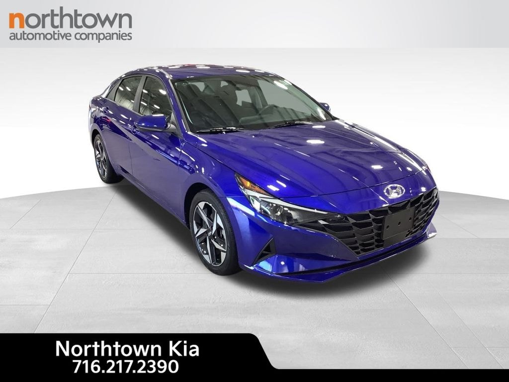 Used 2023 Hyundai Elantra SEL Sedan