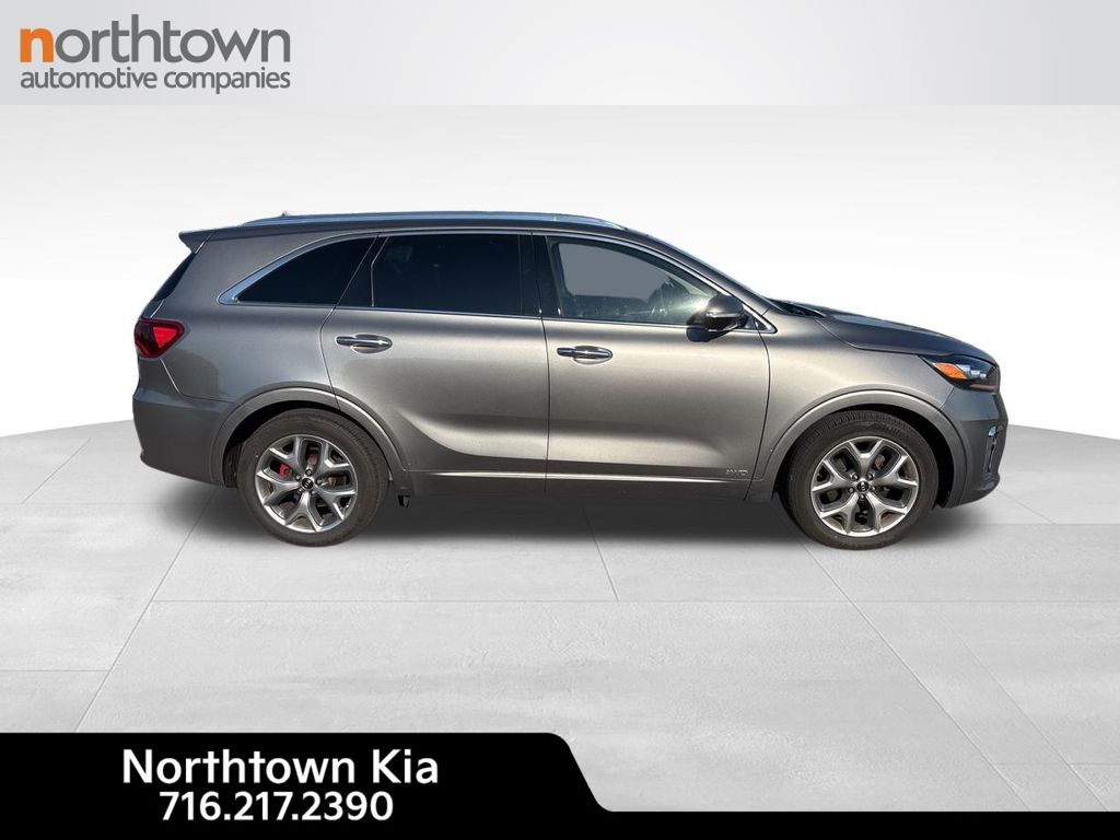 2019 Kia Sorento SX photo 2