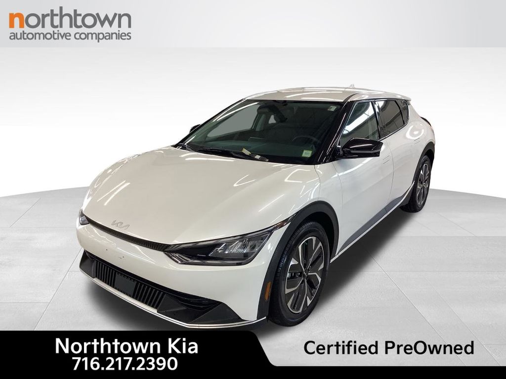 2024 Kia EV6 Light L/R AWD's photo