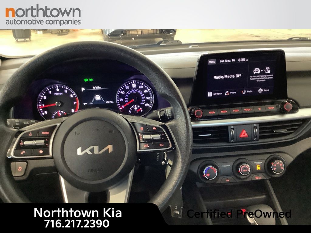 2024 Kia Forte LXS AT's photo
