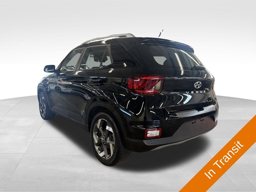 Used 2023 Hyundai Venue SEL SUV
