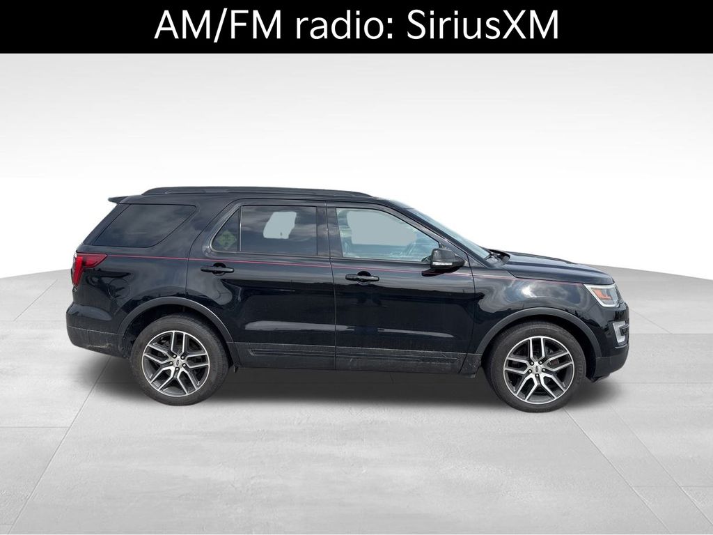 2017 Ford Explorer Sport photo 2
