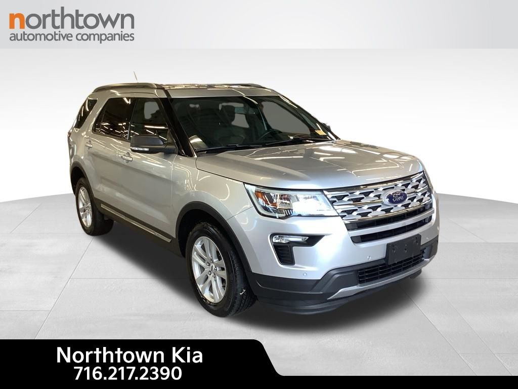 2019 Ford Explorer XLT 4WD's photo