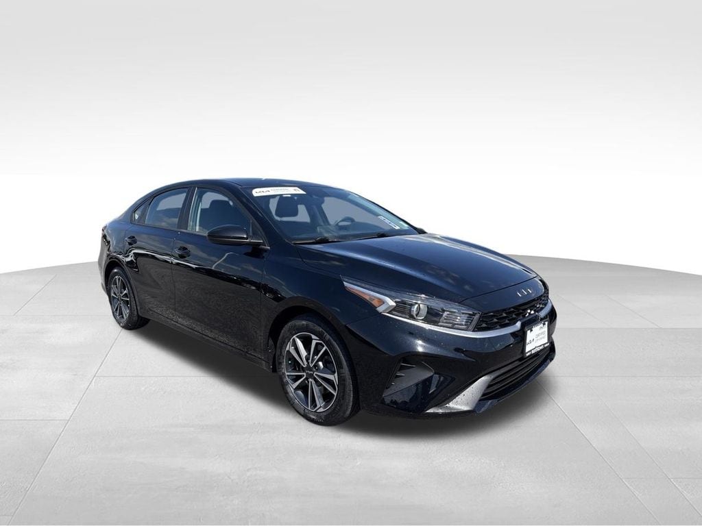 Certified 2023 Kia Forte LXS Sedan
