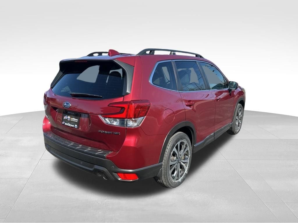 2023 Subaru Forester Limited - Photo 6