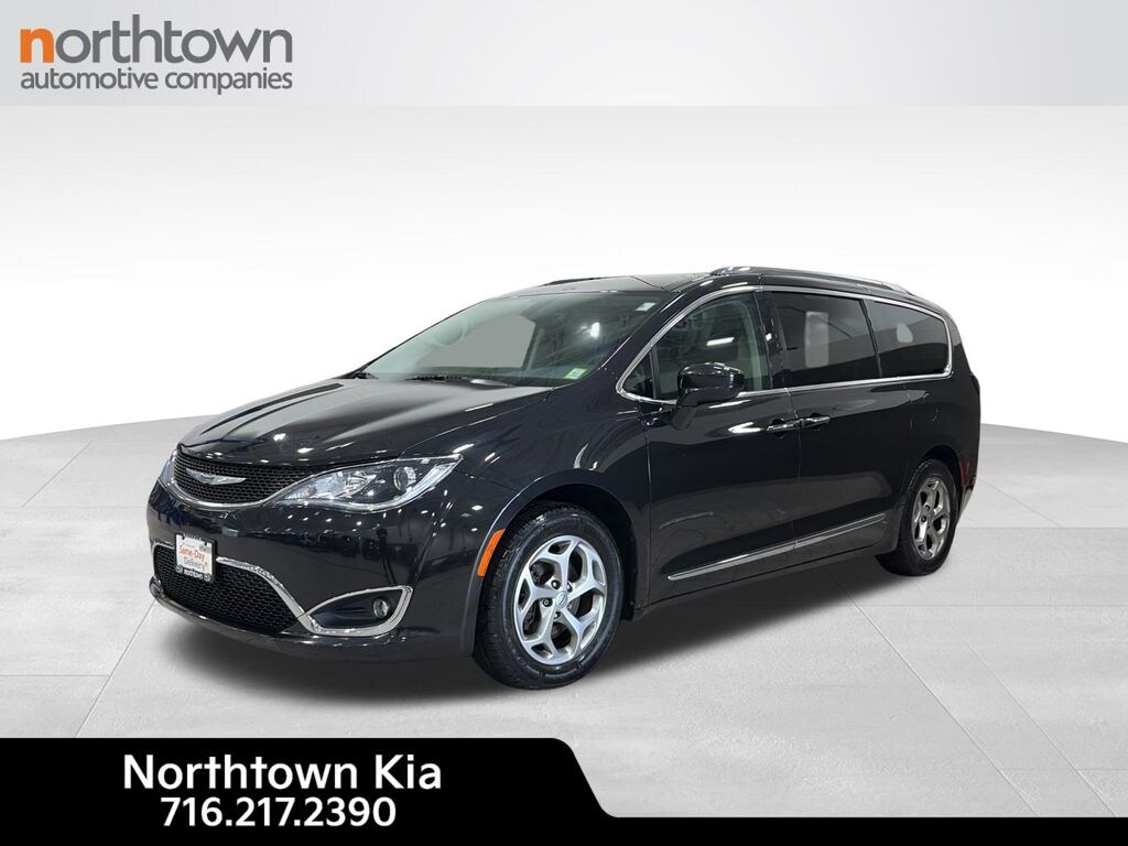 Used 2018 Chrysler Pacifica Touring L Van