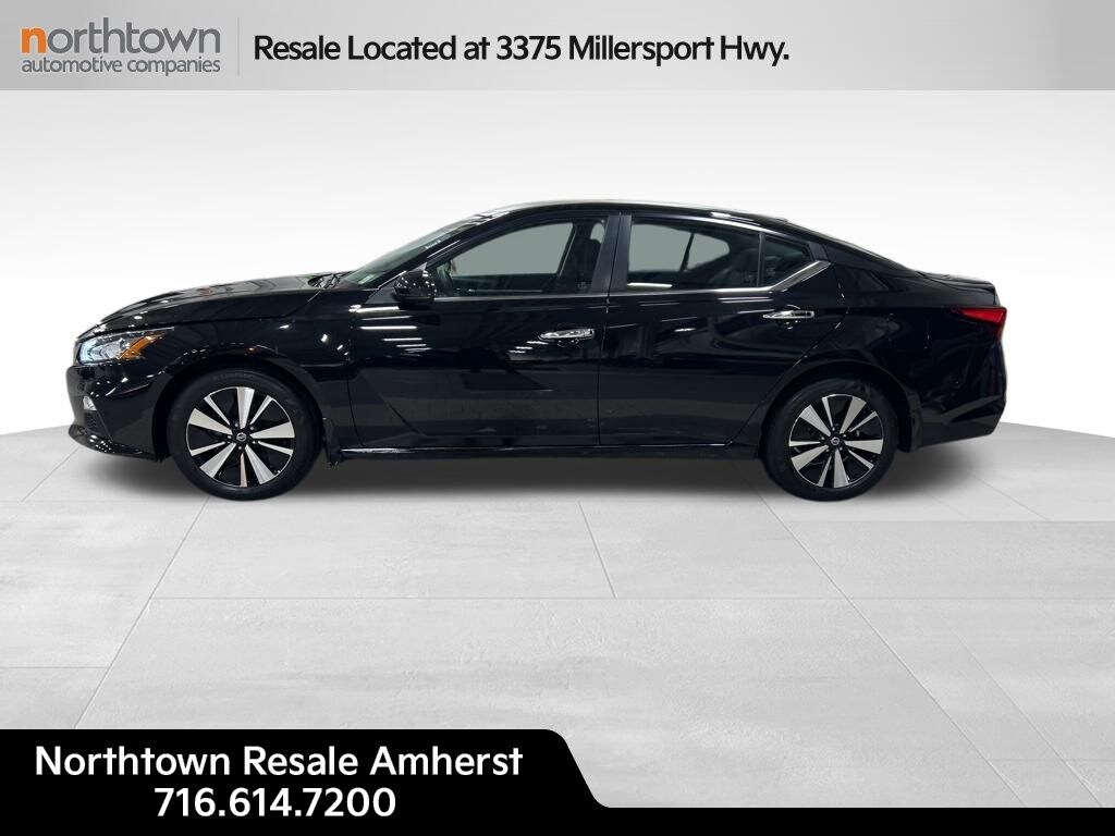 Used 2021 Nissan Altima 2.5 SV Sedan